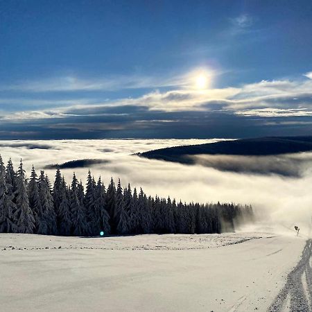 Byt Mala Upa Horni Mala Upa Luaran gambar